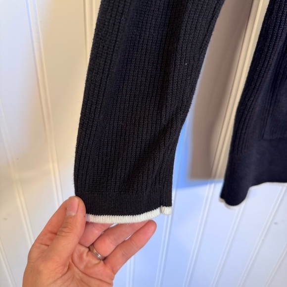 Lands' End Women's 100% Cotton Button Down Cardigan with Pockets Size XS - Picture 8 of 8